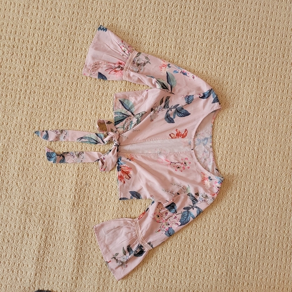 Evie Floral tie-back cropped blouse - Picture 5 of 8